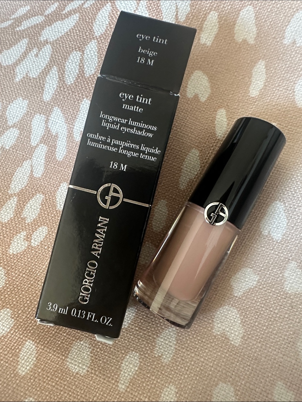 Giorgio Armani Eye Tint Matte Liquid Eyeshadow — Black - Picture 3 of 4